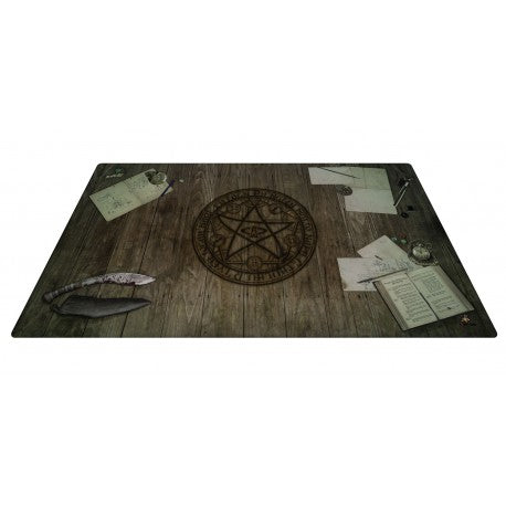 Maldito Games - Tapete de neopreno 150x90 cm - MESA LOVECRAFT (Edición 2023)