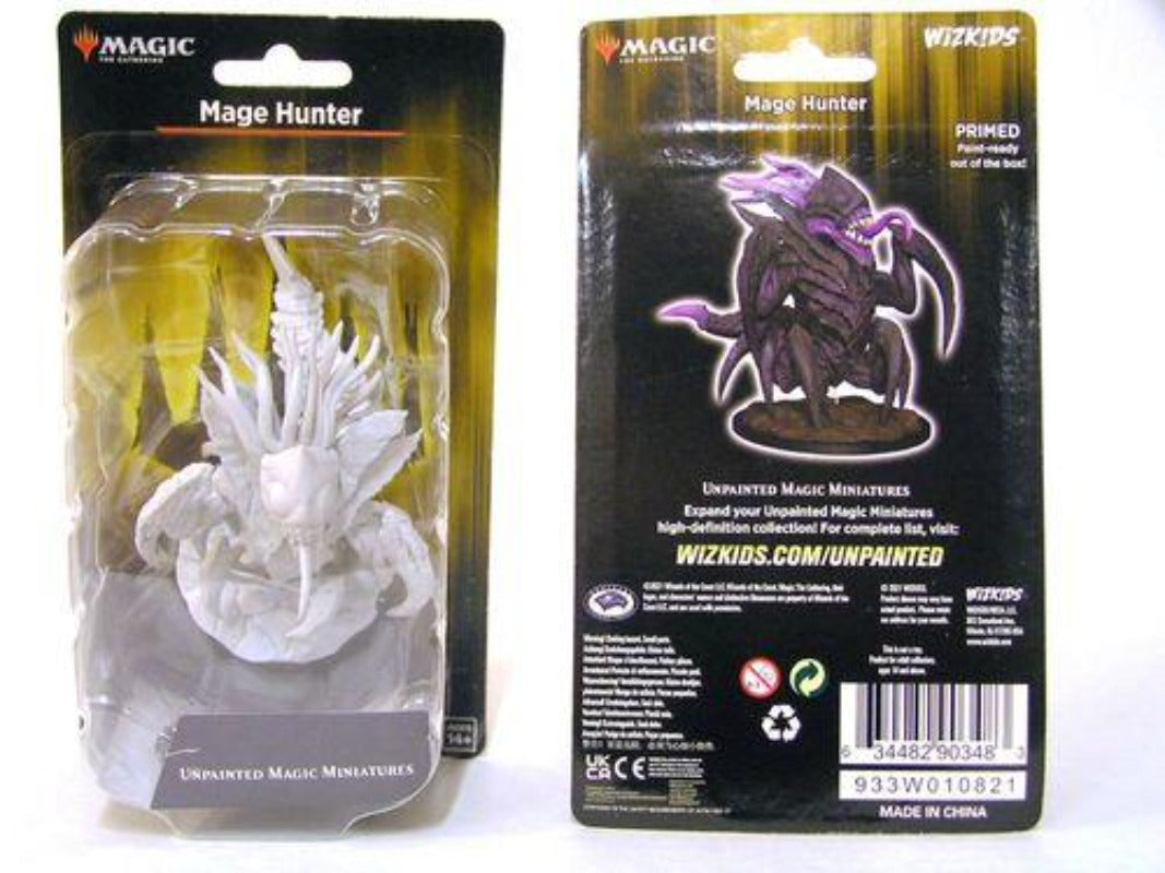 Magic: The Gathering Unpainted Miniatures: Mage Hunter