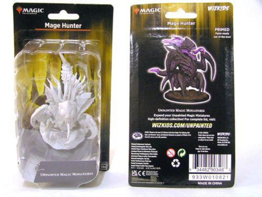 Magic: The Gathering Unpainted Miniatures: Mage Hunter