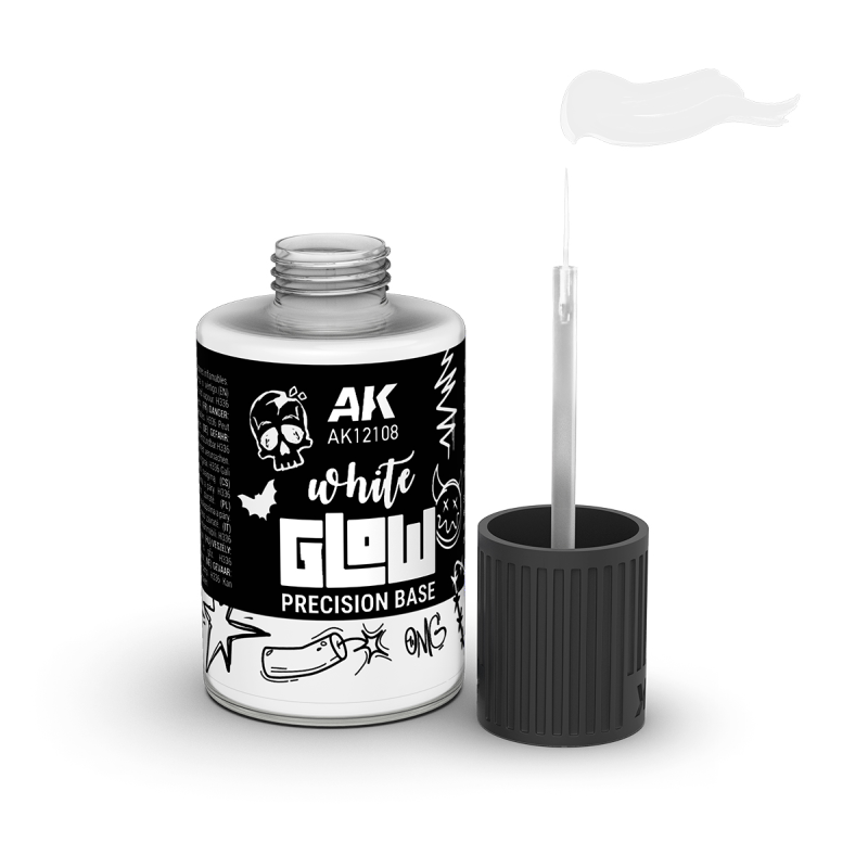 White Glow Precision Base / Base Blanca Glow de Precisión