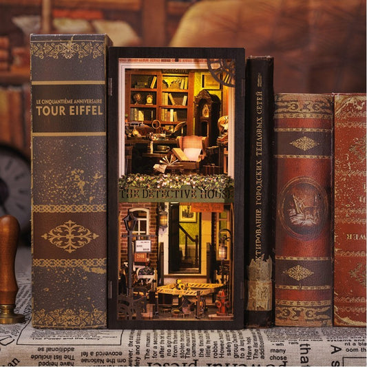 DIY Book Nook Kit - Book Journey - Rose Detective Agency