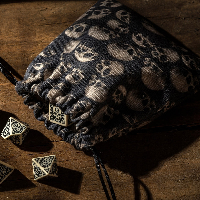 Skull Fullprint Dice Bag