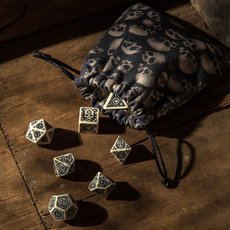 Skull Fullprint Dice Bag